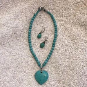 Necklace and earrings set